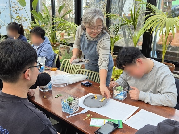 õ������ �ɶ�2.jpg